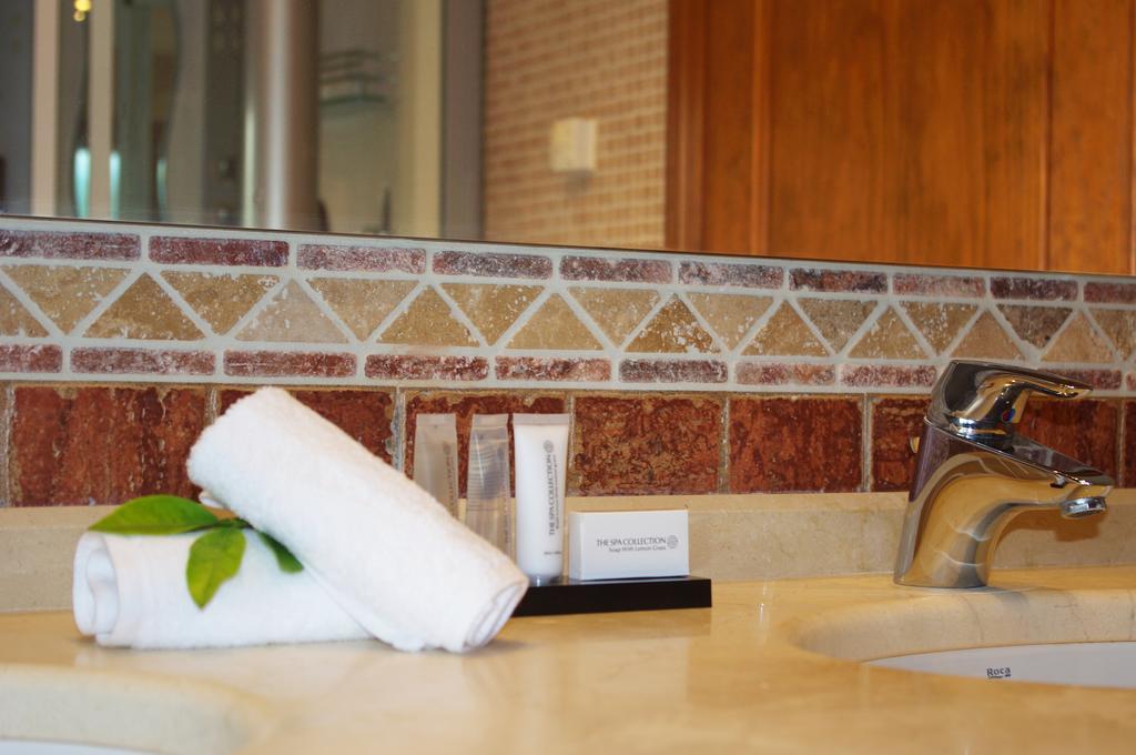 Villa Conmigo Bed & Breakfast Alhaurin de la Torre Luaran gambar